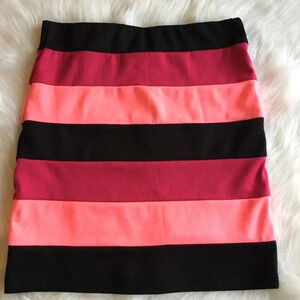WILD PUNCH Multi Color Pencil Skirt size medium